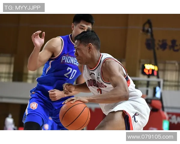 以得分后卫为核心战术构建新型篮球队伍探讨与分析