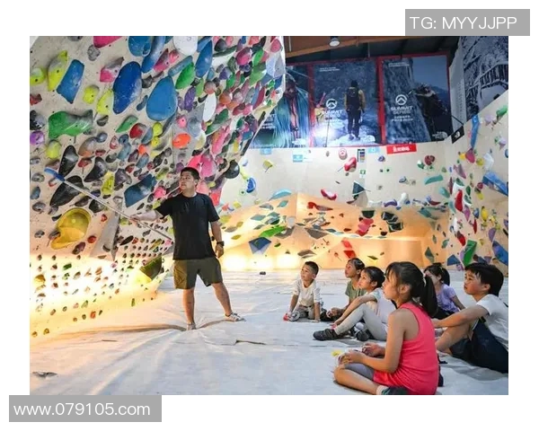 成都攀岩队战术之争引发热议攀岩爱好者的不同声音与观点分析