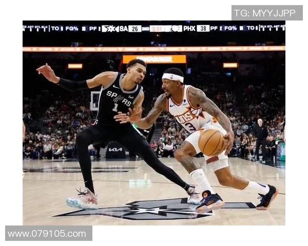 2013年NBA常规赛马刺与灰熊激战回顾与精彩瞬间分析