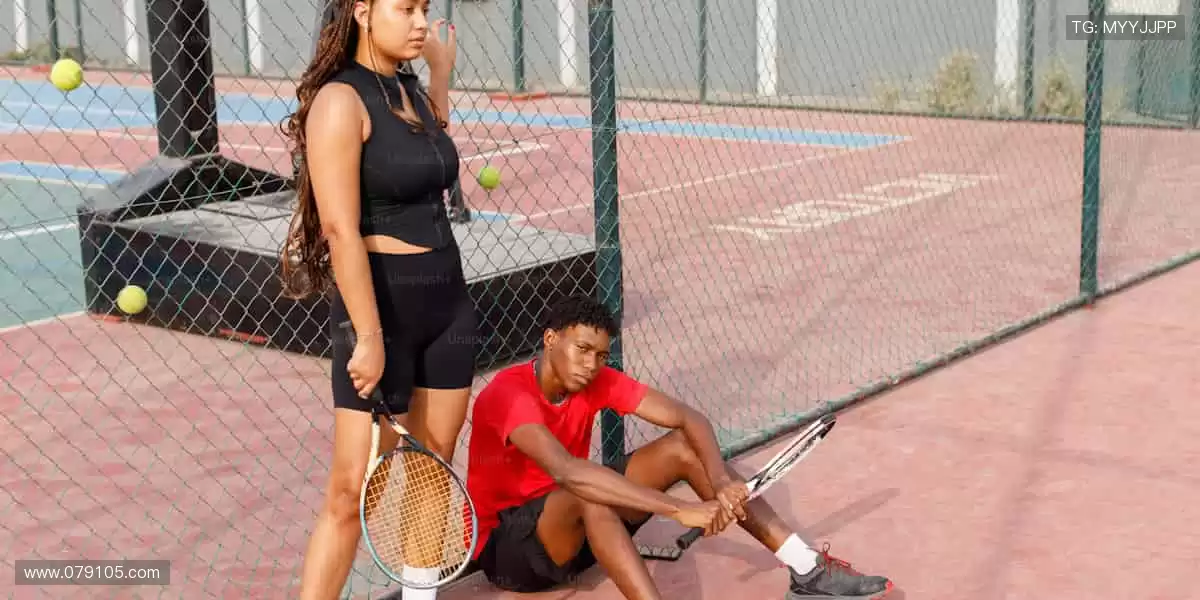 个性周边，彰显态度！👕💥